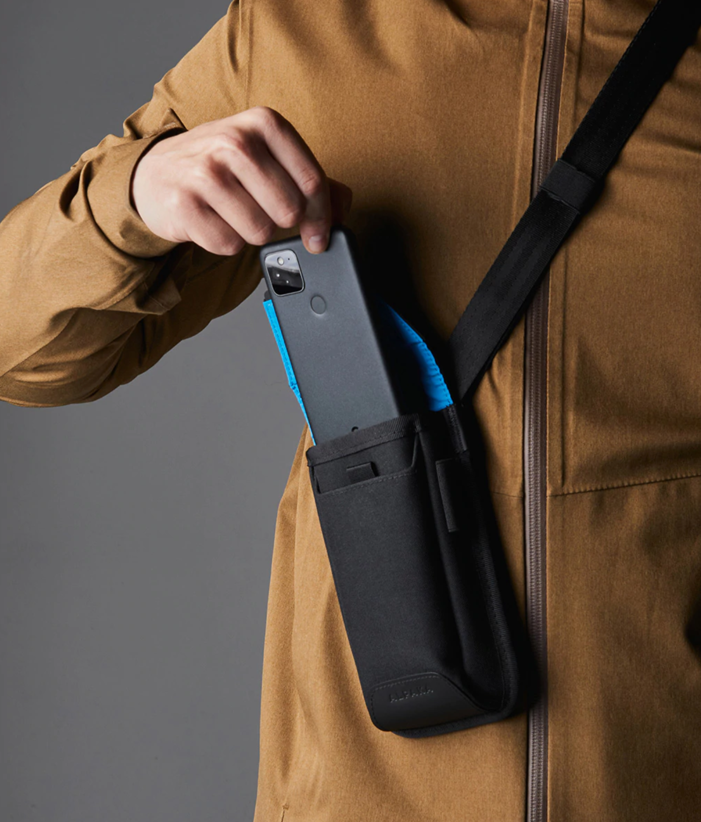 Alpaka - Modular Phone Sling