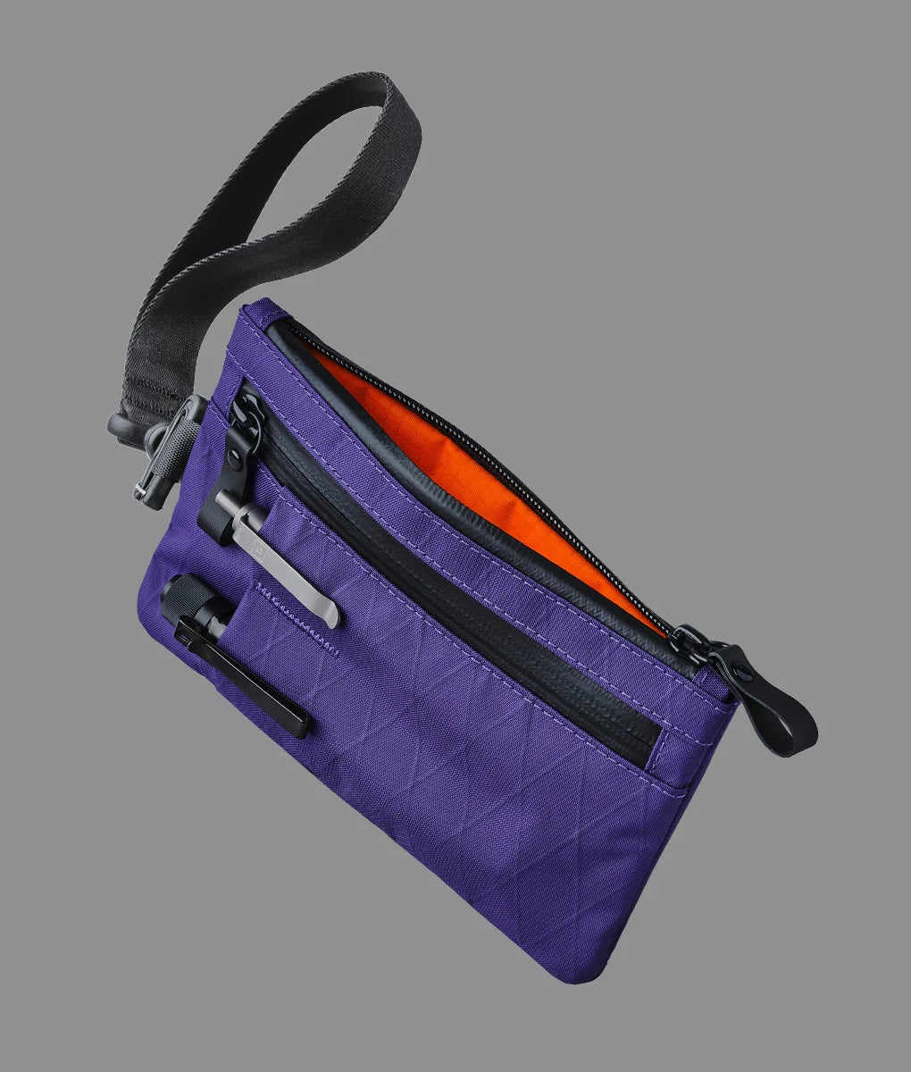 Alpaka - Zip Clutch