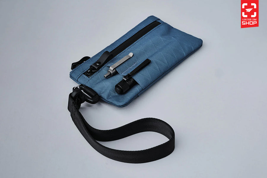 Alpaka - Zip Clutch